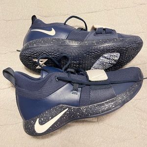 Paul George Basketball Shoes Size 10.5